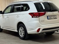 begagnad Mitsubishi Outlander P-HEV 2.0 4WD 2017, SUV