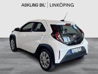 Begagnad Toyota Aygo X Play 73 HK (53 kW) 2023 Vit SUV