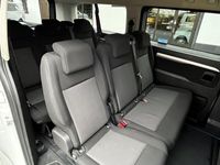 begagnad Peugeot Traveller 9-sits 2.0 BlueHDi 180hk AUT