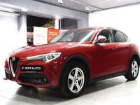 Begagnad Alfa Romeo Stelvio Super 210 HK (154 kW) 2017 Röd SUV