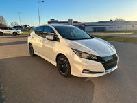 Begagnad Nissan Leaf N-Connecta 110 kW (150 HK) 2023 Vit Halvkombi