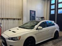 Begagnad Mitsubishi Lancer Sportback 240 HK (176 kW) 2010 Vit