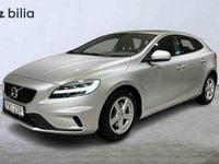 Begagnad Volvo V40 2019 Silver Halvkombi