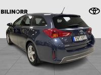 Begagnad Toyota Auris Touring Sports Edition 137 HK (100 kW) 2014 Blå Kombi