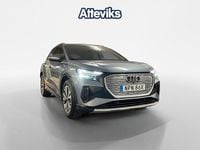Begagnad Audi Q4 e-tron 194 kW (265 HK) 2023 Gejserblå metallic SUV