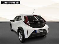 Begagnad Toyota Aygo X X-play 72 HK (52 kW) 2022 Vit SUV