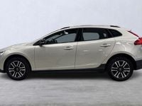 Begagnad Volvo V40 CC Business Edition 121 HK (88 kW) 2017 Brun Kombi