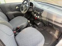 Begagnad Nissan Micra 65 HK (47 kW) 2004 Silver Halvkombi