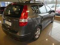 Begagnad Hyundai i30 Select 90 HK (66 kW) 2011 Grå Kombi
