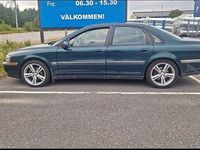 Begagnad Volvo S80 170 HK (125 kW) 2001 Mörkgrön Sedan