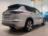 Begagnad Mitsubishi Outlander Instyle 306 HK (225 kW) 2025 Vit SUV