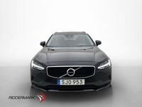 Begagnad Volvo V90 Momentum 190 HK (139 kW) 2018 Svart Kombi