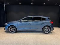Begagnad Ford Focus ST-Line 125 HK (91 kW) 2021 Blå Halvkombi
