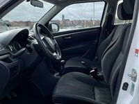 begagnad Suzuki Swift 5-dörrar 1.2 VVT GL Euro 5 Lågmil Nyservad