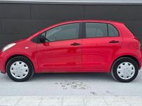 Begagnad Toyota Yaris 69 HK (50 kW) 2008 Röd Halvkombi