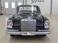 Begagnad Mercedes 220 124 HK (91 kW) 1963 Svart Sedan
