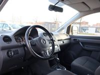 begagnad VW Caddy Skåpbil 1.6 TDI DSG Sekventiell Nybesiktad 2015, Transportbil