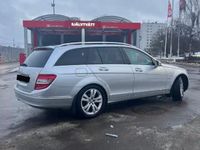 Begagnad Mercedes C180 156 HK (114 kW) 2011