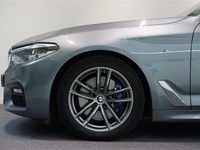 begagnad BMW 530 d xDrive Touring M-Sport I PANO I HeadUp