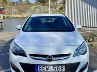 begagnad Opel Astra 1.4 Turbo Euro 5, Dragkrok, LÅGA MIL