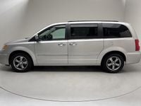 Begagnad Lancia Voyager 163 HK (119 kW) 2012 Grå Minibuss