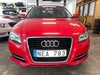 Begagnad Audi A3 Attraction 105 HK (77 kW) 2013 Röd