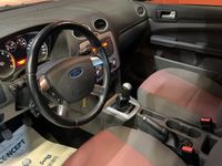 begagnad Ford Focus Kombi 1.8 Flexifuel Trend Drag Nyserv 1 ägare
