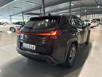 begagnad Lexus UX 300e 204hk Premium Skinn Keyless Backkamera