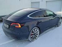 begagnad Tesla Model 3 Performance