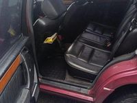 Begagnad Mercedes 300 1992 Almandin röd Kombi