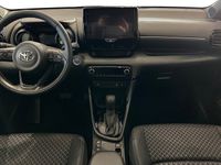 begagnad Toyota Yaris Hybrid 1,5 HYBRID 5D STYLE 2024, Halvkombi