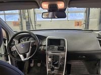 Begagnad Volvo XC60 Momentum 136 HK (100 kW) 2014 Vit SUV