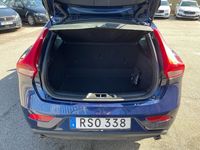 begagnad Volvo V40 D4 Momentum, Ocean Race Nykamrem