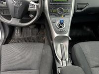 begagnad Toyota Auris Hybrid e-CVT Euro 5