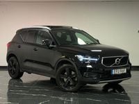 Begagnad Volvo XC40 Momentum 262 HK (192 kW) 2020 Svart SUV