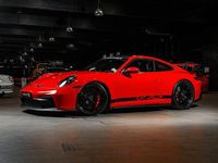 Begagnad Porsche 992 510 HK (375 kW) 2022 Röd