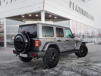 Begagnad Jeep Wrangler Unlimited Sahara 379 HK (278 kW) 2021 Grå SUV