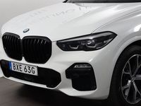 begagnad BMW X5 xDrive45e iPerformance MOMS / M-Sport / 360 / Pano / HUD