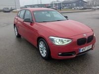 Begagnad BMW 120 Sport Line 184 HK (135 kW) 2014 Bmw karmesin rot Halvkombi