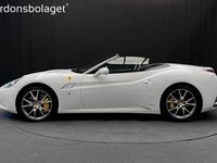 begagnad Ferrari California 4.3 V8 DCT 460HK/ Skalstolar / Svensksåld