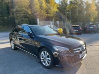 begagnad Mercedes C200 T d 160hk 9G-Tronic Drag Navi Nyservad