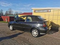 Begagnad VW Golf IV Trendline 101 HK (74 kW) 2000 Svart Cab