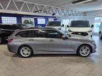 Begagnad BMW 330e 184 HK (135 kW) 2023 Grå Kombi