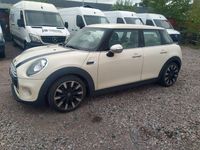 Begagnad Mini Cooper 136 HK (100 kW) 2015 Vit Halvkombi