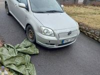 begagnad Toyota Avensis 