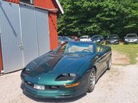 Begagnad Chevrolet Camaro 279 HK (205 kW) 1995 Grön Cab