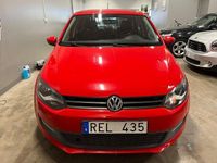 Begagnad VW Polo 86 HK (63 kW) 2011 Röd Halvkombi