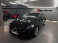 Begagnad Volvo V40 Summum 116 HK (85 kW) 2014 Svart