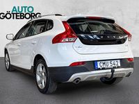 Begagnad Volvo V40 CC 2015 Vit Kombi