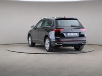 Begagnad VW Tiguan Elegance 245 HK (180 kW) 2023 Svart SUV